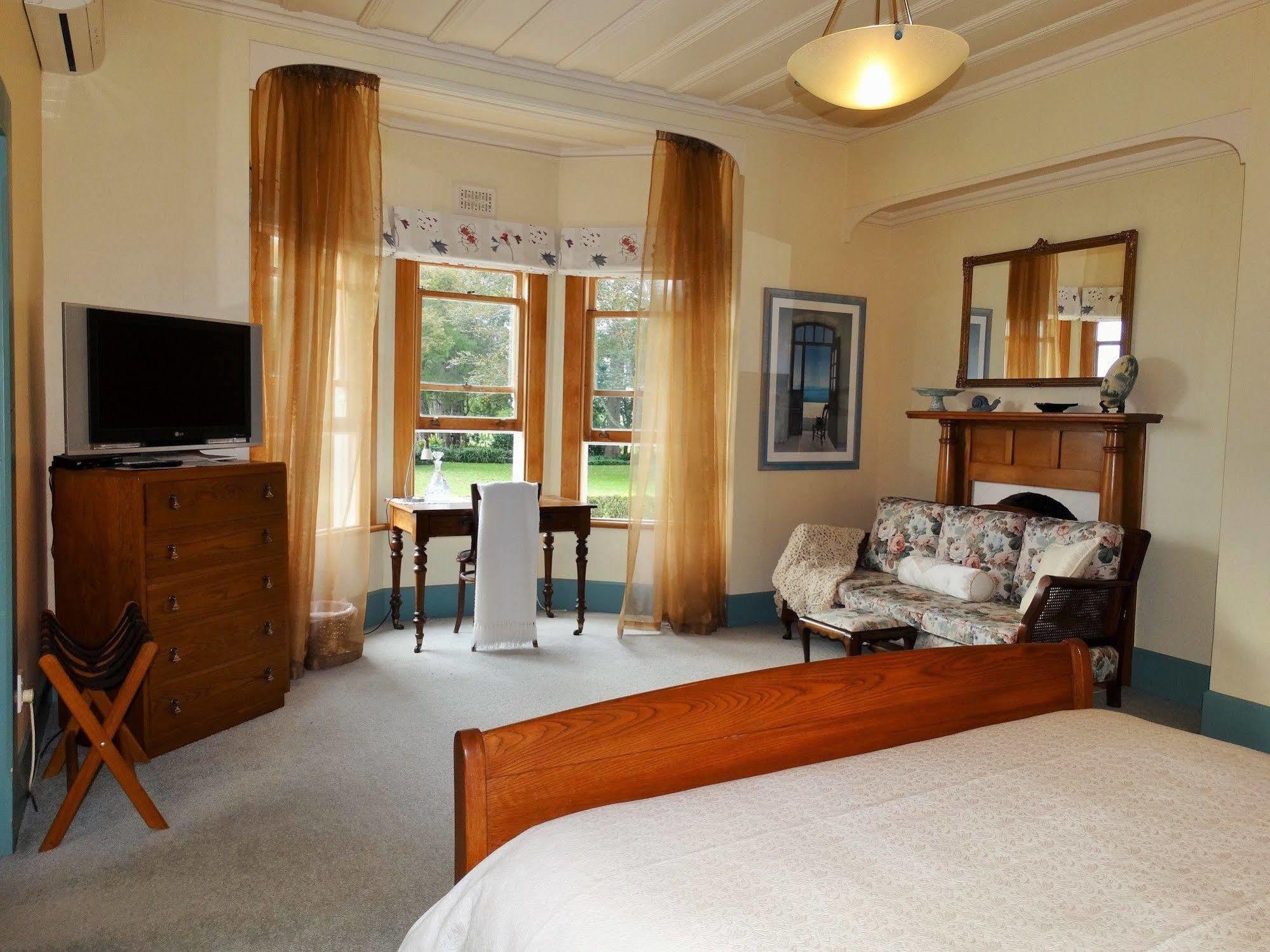 Oak Lane Lodge Гамільтон Екстер'єр фото